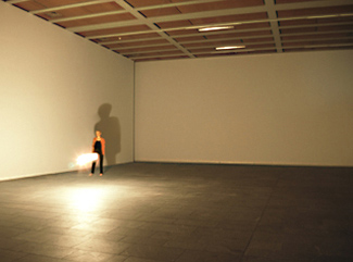 Gunda Foerster, CIRCLE, light bulb, 2004_2