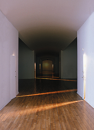 Gunda Foerster, THE DIFFERENCE OF LINES, Scheinwerfer, Malmoe Konstmuseet, 1997_1